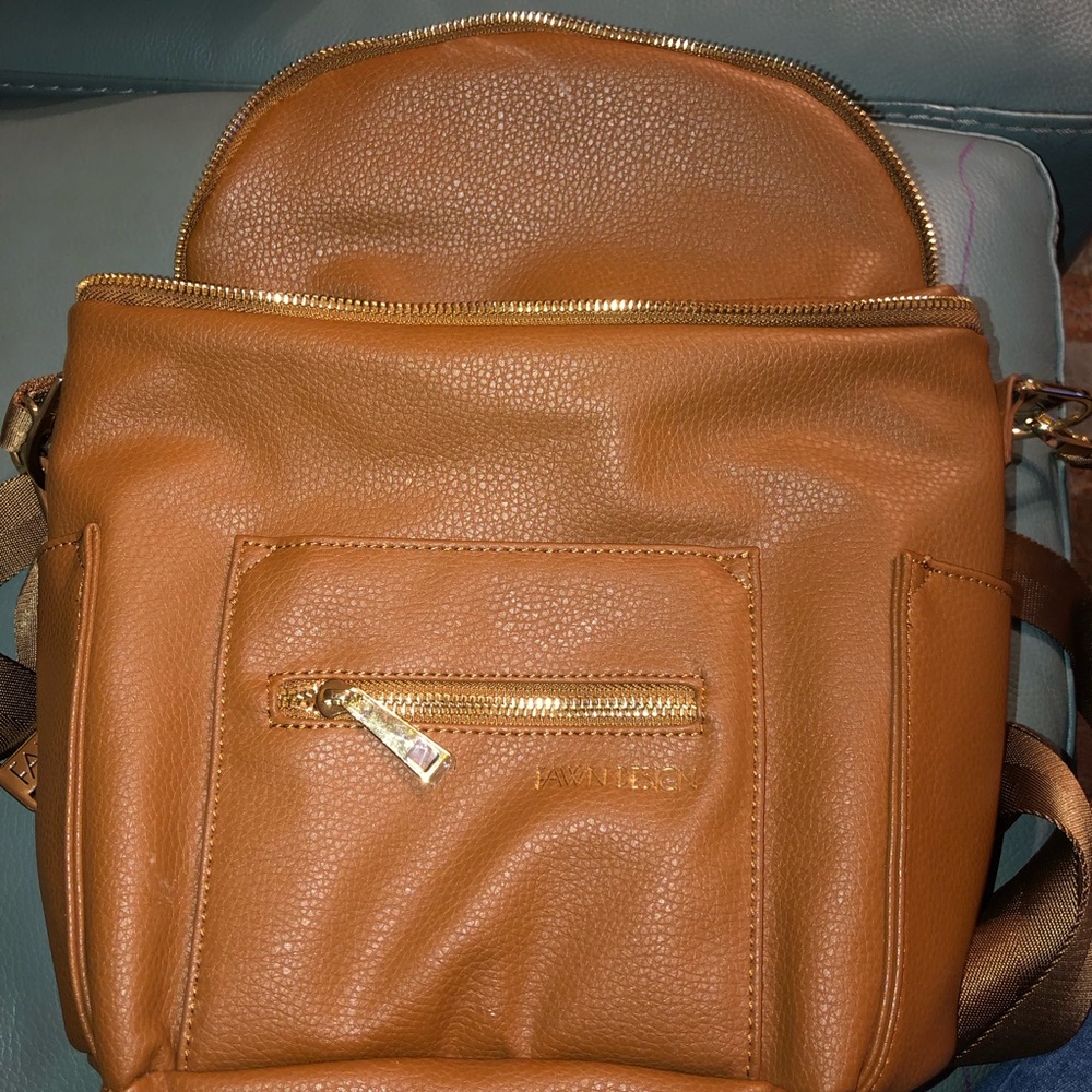 Brown fawn design mini